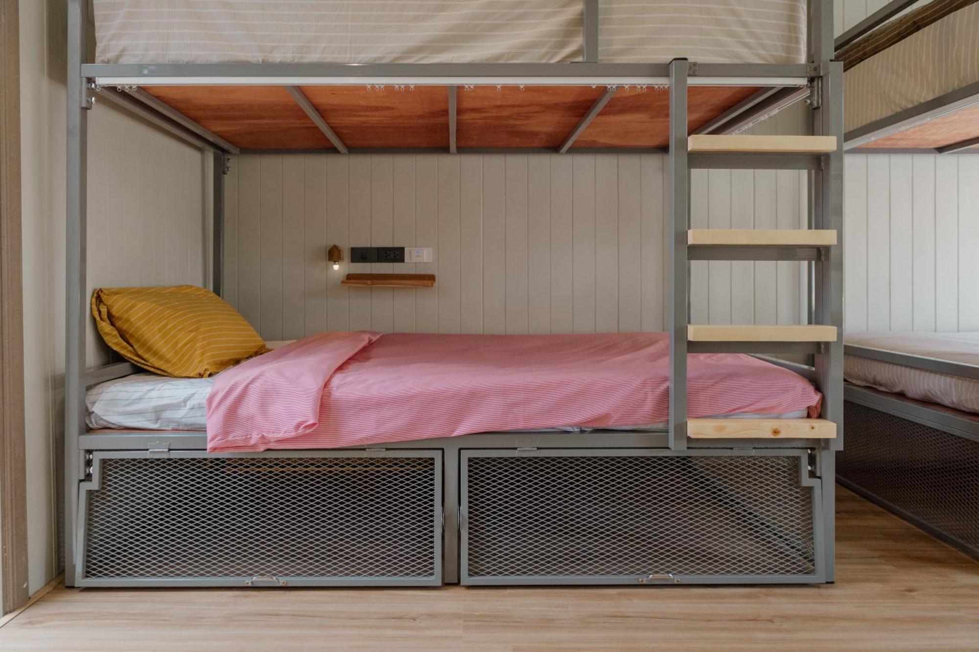 The Yard Hostel צ'יאנג מאי מראה חיצוני תמונה